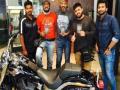 तरुणांनी 40 दिवसांत पार केले 21 हजार किमी अंतर - Marathi News | The youth crossed the 21,000-km mark in 40 days | Latest maharashtra News at Lokmat.com