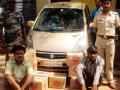 कारसह दोन अवैध दारू विक्रेत्यांना अटक - Marathi News | Two illegal liquor vendors arrested with the car | Latest chandrapur News at Lokmat.com