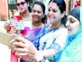 मतदान केले; पण चलबिचल सुरूच - Marathi News | Voted; But there is no way to do it | Latest thane News at Lokmat.com