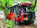 मुरुड-भांडुप एसटीला अपघात - Marathi News | Accident of Murud-Bhandup ST | Latest maharashtra News at Lokmat.com