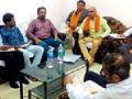 बेशिस्त, भ्रष्ट अधिकारी, कर्मचाऱ्यांवर कार्यवाही करा - Marathi News | Take action on unanswered, corrupt officials, employees | Latest vardha News at Lokmat.com