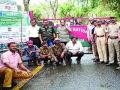 येऊर परिसरात सुरक्षा व्यवस्था वाढवा - Marathi News | Increase security in the Junkyard area | Latest maharashtra News at Lokmat.com