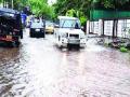 दिघीच्या हलगर्जीमुळे रस्त्यावर पाणी - Marathi News | Water on the road due to Dighi's helm | Latest raigad News at Lokmat.com