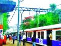 नेरळ स्थानकातील पूल अर्धवट - Marathi News | The bridge in the Neel Station is partially | Latest maharashtra News at Lokmat.com