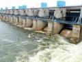 धरणाची नऊ वक्रद्वारे उघडली - Marathi News | The dam opens through nine curves | Latest bhandara News at Lokmat.com