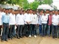 शिक्षणाधिकारी कार्यालयावर धडकले वणीचे विद्यार्थी व पालक - Marathi News | The students and parents of the Wani cluttered the education officer's office | Latest yavatmal News at Lokmat.com