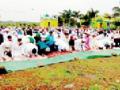ईदची नमाज अदा... - Marathi News | Prayer of Ida ... | Latest vardha News at Lokmat.com