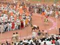 अभूतपूर्व उत्साहात इंदापुरातील अश्व रिंगण - Marathi News | Horror Rings in Indapur in unprecedented excitement | Latest maharashtra News at Lokmat.com