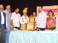 मुंबई विद्यापीठाचे संचालक डॉ. दिलीप पाटील यांना पुरस्कार - Marathi News | Mumbai University Director Dr. Awards to Dilip Patil | Latest thane News at Lokmat.com
