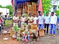 त्र्यंबकेश्वरजवळ ५५ लाखांचा मद्यसाठा जप्त - Marathi News | Nearly 55 lakhs of alcoholic beverages were seized near Trimbakeshwar | Latest nashik News at Lokmat.com