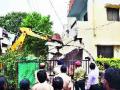 अतिक्रमण हटविले - Marathi News | Encroachment deleted | Latest nashik News at Lokmat.com