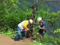 खंडाळ्यात दरीत पडलेल्या पर्यटकाला वाचविण्यात यश - Marathi News | Success to save the tourists in the valley | Latest maharashtra News at Lokmat.com