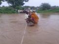 वाशिम जिल्ह्यात दुस-या दिवशीही संततधार पाऊस! - Marathi News | Rainfall on the second day in Washim district! | Latest vashim News at Lokmat.com