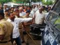 बालिकेवरील अत्याचारानंतर आरोपीवर पेट्रोल टाकण्याचा प्रयत्न ! - Marathi News | Attempt to apply petrol on the accused after child abuse! | Latest maharashtra News at Lokmat.com