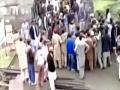 व्हिडीओ - पाकव्याप्त काश्मीरमध्ये पाकिस्तानी झेंडा जाळला - Marathi News | Video - Pakistani flag is burnt in Pakistan-occupied Kashmir | Latest national News at Lokmat.com