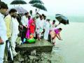 भावली धरण फुल्ल ! - Marathi News | Bhavhali dam full! | Latest nashik News at Lokmat.com