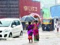 एकाच दिवशी रेकॉर्ड ब्रेक पाऊस - Marathi News | The record break rain on the same day | Latest maharashtra News at Lokmat.com