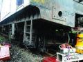 कल्याण स्थानकात लोकलचा डबा घसरला - Marathi News | Local wing in Kalyan station collapsed | Latest maharashtra News at Lokmat.com