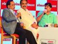 आम्ही इकडं असल्यानं कलाकारांचं बरं चाललंय! - Marathi News | Because we are looking, the artists are good! | Latest maharashtra News at Lokmat.com