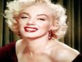 हॉलिवूडची ब्युटी आयकॉन मर्लिन मन्रोची पुण्यतिथी - Marathi News | Hollywood's beauty icon Marilyn Monroe's death anniversary | Latest filmy News at Lokmat.com