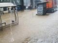 पावसामुळे धावत्या मुंबईला ब्रेक ( फोटो स्टोरी) - Marathi News | Brakes (photo-story) | Latest maharashtra Photos at Lokmat.com