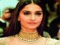 ‘फॅशनिस्टा’ शब्दाचा मला तिरस्कार - Marathi News | I hate the word 'Fashnista' | Latest filmy News at Lokmat.com