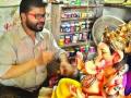 कार्यशाळेत श्रींच्या मूर्तींवर अखेरचा हात - Marathi News | The last hand on the idol of Lord Shri in the workshop | Latest navi-mumbai News at Lokmat.com