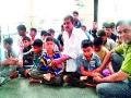 प्रिन्स मित्रमंडळाचे अंध मुलांसोबत रक्षाबंधन - Marathi News | Rakshabandhan with blind children of Prince Friends | Latest nashik News at Lokmat.com