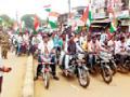 कुरखेडात भाजपची दुचाकीवरून तिरंगा रॅली : - Marathi News | BJP tricolor rallies on two-wheeler in Kurkheda: | Latest gadchiroli News at Lokmat.com