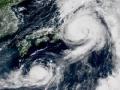 जपानला वादळाचा तडाखा, 10 हजार लोक विस्थापित - Marathi News | Japan crashes, 10 thousand people displaced | Latest international News at Lokmat.com