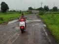 खडवली राया रस्ता गेला खड्ड्यात - Marathi News | Khadvali raya goes down the road | Latest maharashtra News at Lokmat.com