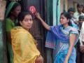वाशिममध्ये शौचालय नसलेल्या कुटूंबाच्या घरावर ‘खतरा’ - Marathi News | 'Khatara' at the house of non-toilets in Washim | Latest maharashtra News at Lokmat.com