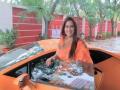 VIDEO - ८ वी पास भाजप आमदाराने पत्नीला दिली ५ कोटींची लँबॉर्गिनी - Marathi News | VIDEO - The BJP MLA gave Rs 5 crore to the wife of the Lamborghini after the 8th | Latest maharashtra News at Lokmat.com
