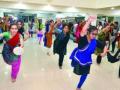 विसर्जनाला लेझीम, झांजेचा साज - Marathi News | Wisjarana leaseem, cymbals decorated | Latest maharashtra News at Lokmat.com