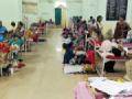 जमिनीवर झोपवून बालकांवर उपचार - Marathi News | Treating the babies asleep on the ground | Latest nagpur News at Lokmat.com