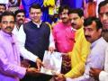 राजाच्या चरणी मुख्यमंत्री! - Marathi News | Chief minister of the king! | Latest maharashtra News at Lokmat.com