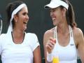 सानिया, हिंगीसमध्ये अवघ्या ५ गुणांचे अंतर - Marathi News | Sania, Hingis have only 5 points difference | Latest other-sports News at Lokmat.com