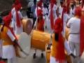 VIDEO: महिला ढोल पथकाच्या तालावर ‘ती’ चा गणपतीला निरोप - Marathi News | VIDEO: Message of 'She' goes to the Ganpati Talav on the female drum squad | Latest maharashtra News at Lokmat.com