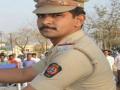 जालन्यात पोलीस अधिका-याची स्वतःवर गोळी झाडून आत्महत्या - Marathi News | The police officer in Jalna committed suicide by shooting himself | Latest maharashtra News at Lokmat.com