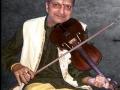 ज्येष्ट संगीतकार आणि व्हायोलिन वादक नंदू होनप यांचे निधन - Marathi News | Jayanthi musician and violinist Nandu Hanap passed away | Latest mumbai News at Lokmat.com