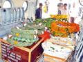 जिल्हा प्रशासनाची शहिदांना मानवंदना - Marathi News | Salute the martyrs of the district administration | Latest nagpur News at Lokmat.com