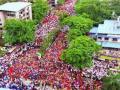 मुंबईच्या वेशीवर जोरदार शक्तिप्रदर्शन - Marathi News | Powerful performance at Mumbai's gates | Latest maharashtra News at Lokmat.com