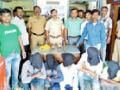 दरोड्याच्या प्रयत्नातील पाच जणांना अटक - Marathi News | Five people arrested for the robbery attempt | Latest vardha News at Lokmat.com
