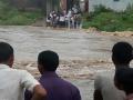 मराठवाडयात मुसळधार पाऊस, मन्याड नदीला पूर ( फोटो स्टोरी) - Marathi News | Massive rain in Marathwada, flood to Maniyad river (photo story) | Latest maharashtra News at Lokmat.com