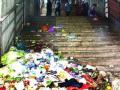 स्वच्छ? नव्हे, अस्वच्छ, गलिच्छ स्थानके! - Marathi News | Clean? No, stagnant, dirty stairs! | Latest thane News at Lokmat.com