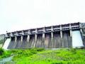 महान धरणाचे दोन दरवाजे उघडले! - Marathi News | Two doors of the great dam opened! | Latest akola News at Lokmat.com