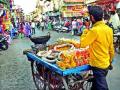 शहरातील जनजीवन पूर्वपदावर - Marathi News | City life revival | Latest nashik News at Lokmat.com