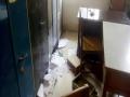कामोठे पोलिस स्थानकामध्ये माथेफिरुने केली तोडफोड - Marathi News | The Kamoth police station has molested the brunt | Latest maharashtra News at Lokmat.com