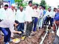 कूपनलिका पुनर्भरणाचा प्रयोग - Marathi News | Use of bunion rehabilitation | Latest nashik News at Lokmat.com