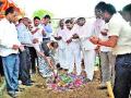निऱ्हाळेत इमारतीचे भूमिपूजन - Marathi News | The Bhumi Pujan of the undisturbed building | Latest nashik News at Lokmat.com